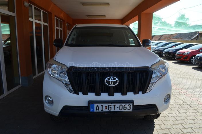 TOYOTA LAND CRUISER Prado 3.0 D-4D Prestige (Automata)