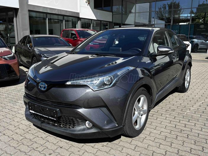 TOYOTA C-HR 1.8 Hybrid Active (ülésfűtéssel) e-CVT