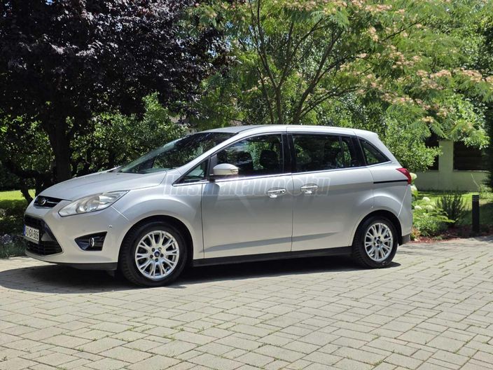 FORD C-MAX Grand 2.0 TDCi Titanium Powershift [7 személy]