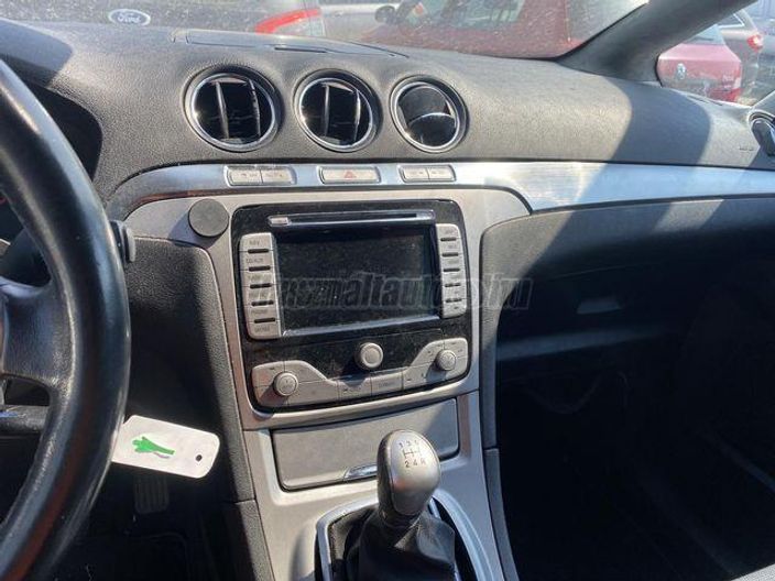 FORD S-MAX 2.0 Titanium