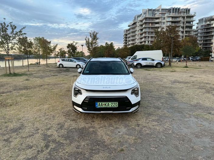 KIA NIRO 1.6 GDI PHEV Platinum DCT