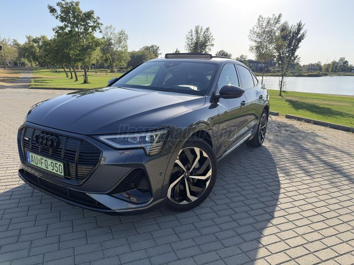 AUDI E-TRON Sportback 55 S line quattro (Automata)
