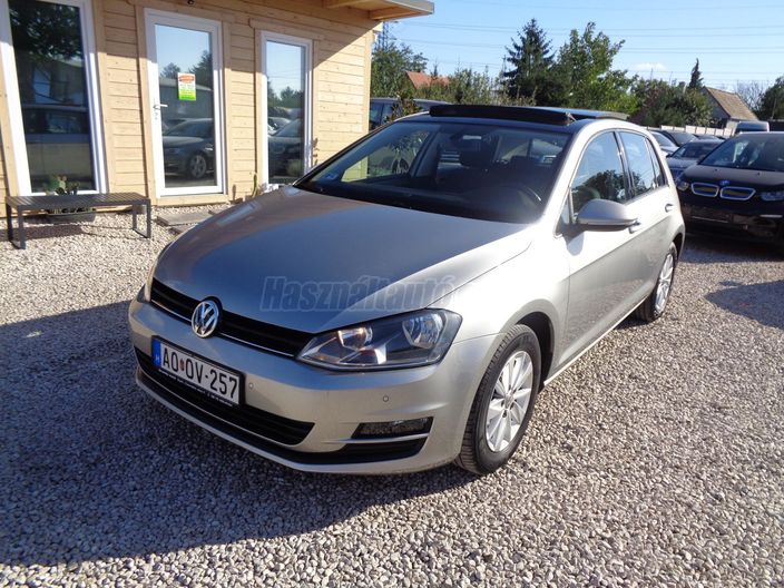 VOLKSWAGEN GOLF VII 1.2 TSI BMT Trendline