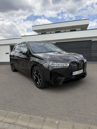 BMW IX xDrive60 109,1kWh