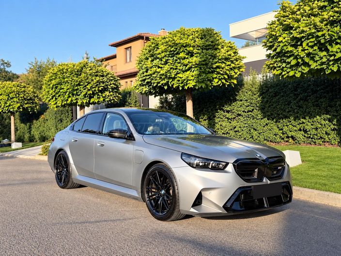 BMW M5 (Automata)