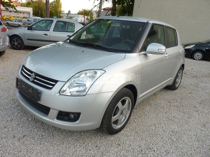 SUZUKI SWIFT 1.3 GLX