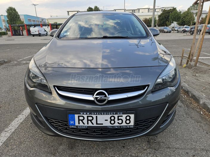 OPEL ASTRA J Sedan 1.4 T Enjoy