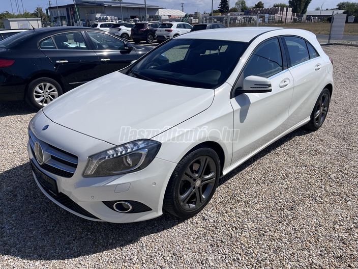 MERCEDES-BENZ A 180 (BlueEFFICIENCY) Style