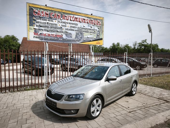 SKODA OCTAVIA 2.0 CR TDI Elegance DSG