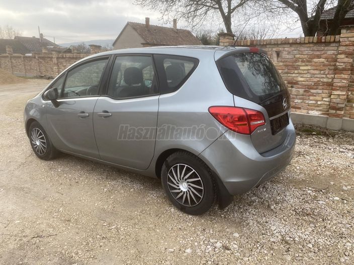 OPEL MERIVA B 1.3 CDTI Cosmo