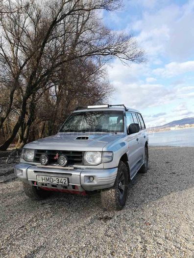 MITSUBISHI PAJERO Classic Wagon 2.5 TD