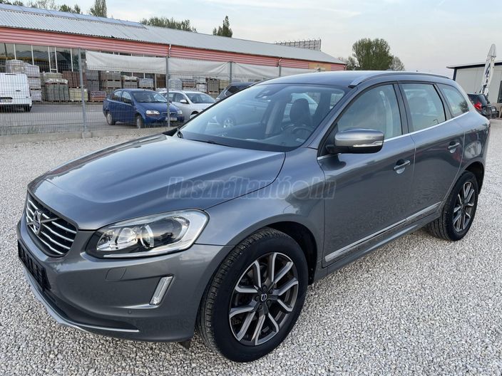 VOLVO XC60 2.0 D [D4] Summum FWD
