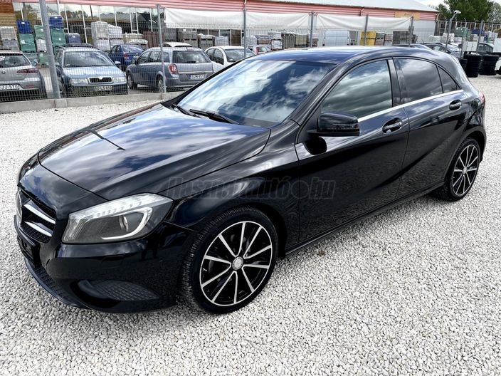 MERCEDES-BENZ A 180 (BlueEFFICIENCY) Style
