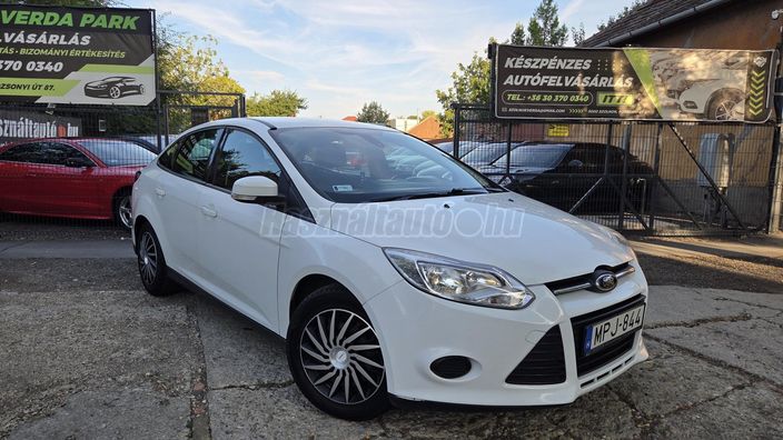 FORD FOCUS 1.0 EcoBoost '99g' Titanium
