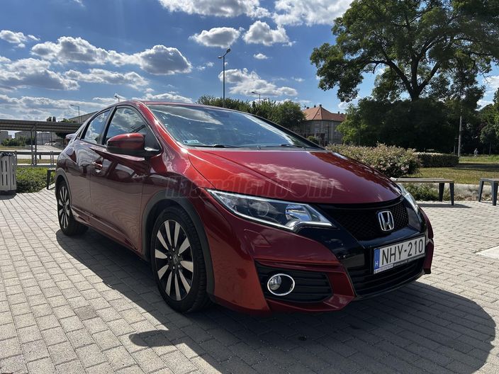 HONDA CIVIC 1.8 Sport Navi