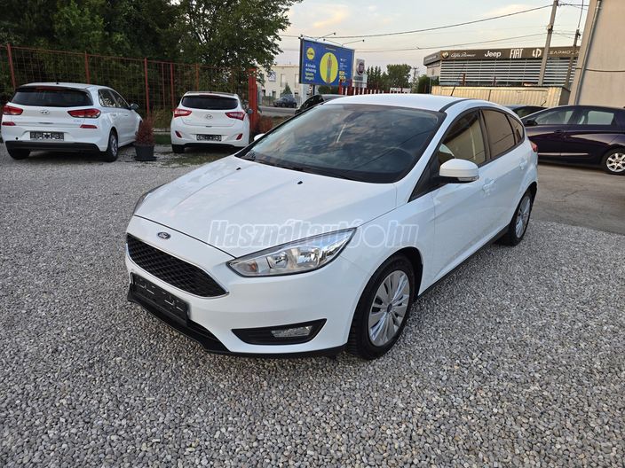 FORD FOCUS 1.6 Ti-VCT Titanium