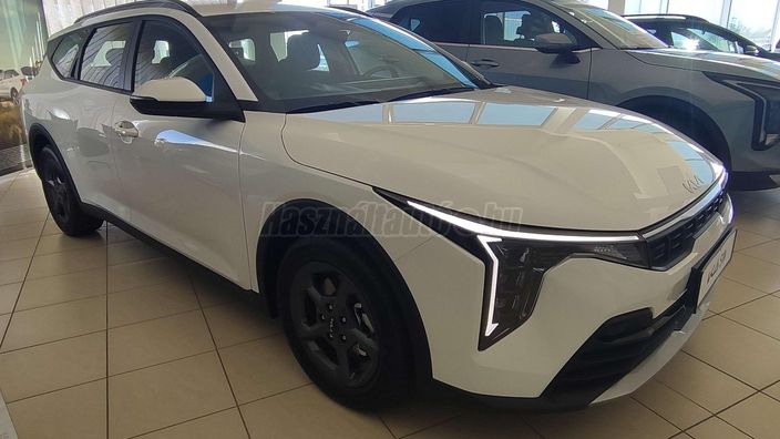 KIA K4