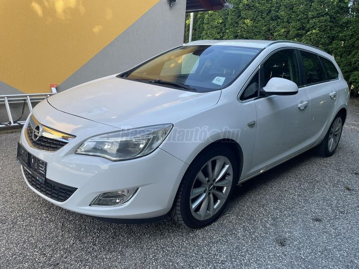 OPEL ASTRA J Sports Tourer 1.7 CDTI Enjoy