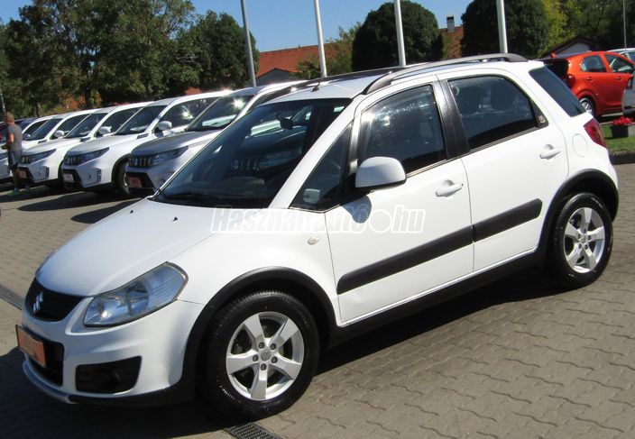 SUZUKI SX4 1.6 GLX AC CD MP3 4WD