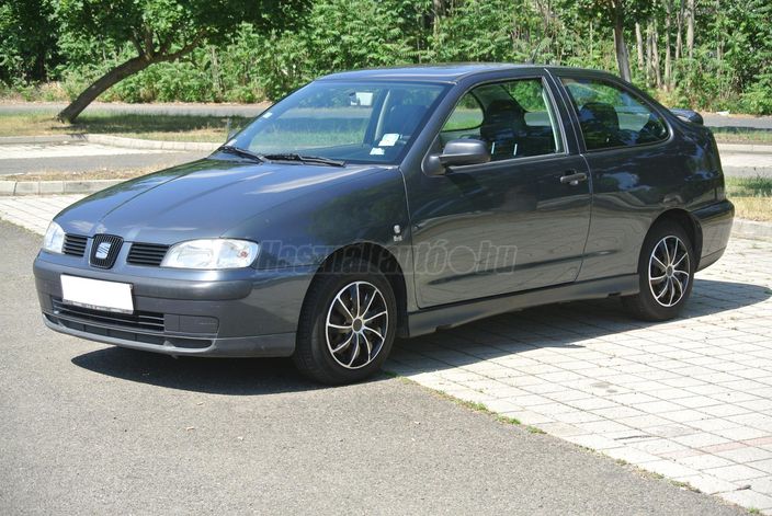 SEAT CORDOBA 1.6 Stella