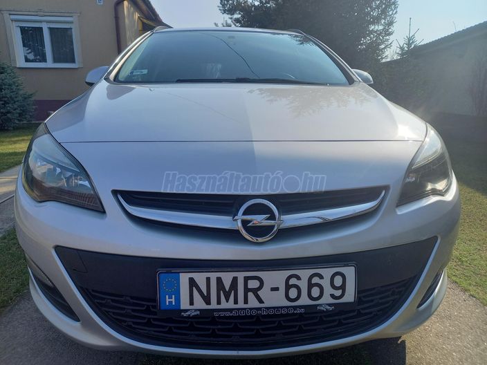 OPEL ASTRA J Sports Tourer 1.6 CDTI Start-Stop Selection
