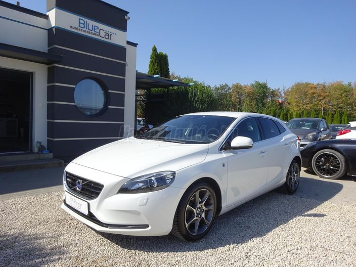 VOLVO V40 1.6 D [D2] Ocean Race