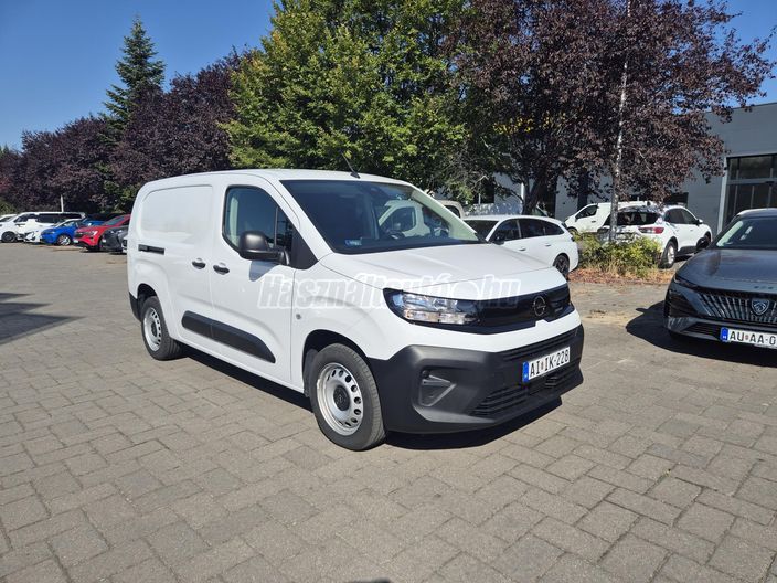 OPEL COMBO Cargo 1.5 DT L2H1 2.4t Cargo Edition (3 személyes )
