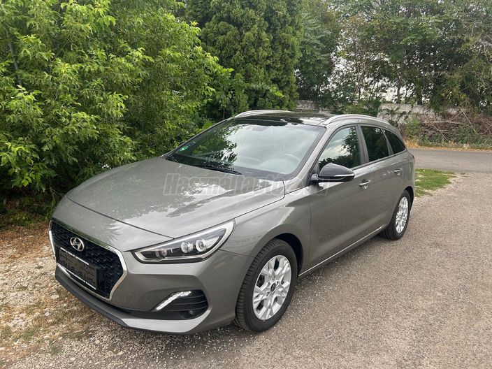 HYUNDAI I30 1.4 T-GDi Travel Plus
