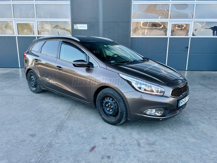 KIA CEE'D SW 1.6 GDI EX
