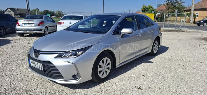 TOYOTA COROLLA Sedan 1.6 Active Business