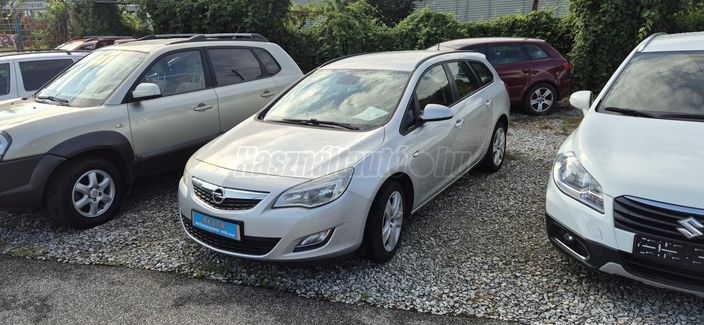 OPEL ASTRA J Sports Tourer 1.4 Selection
