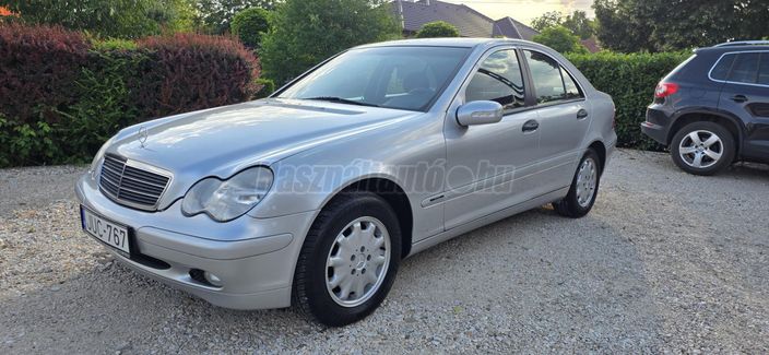 MERCEDES-BENZ C 180 Classic