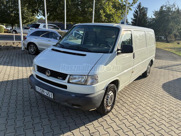 VOLKSWAGEN TRANSPORTER T4 2.5 Basic