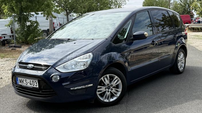 FORD S-MAX 2.0 TDCi Titanium