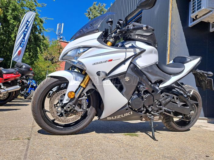 SUZUKI GSX-S 1000 F