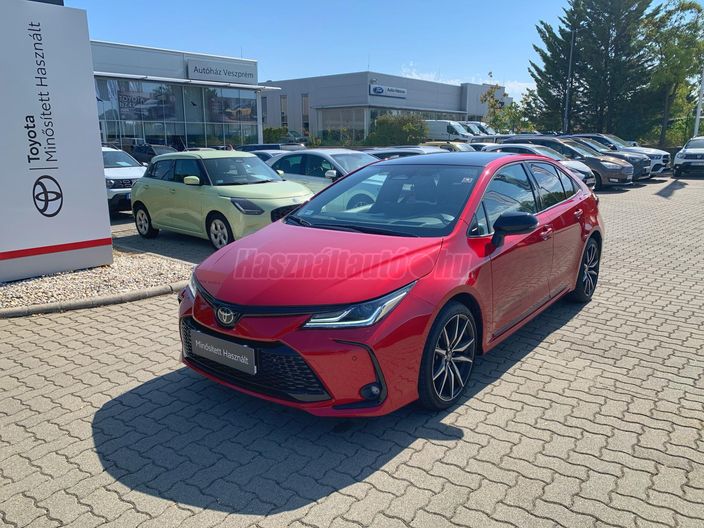 TOYOTA COROLLA Sedan 1.8 Hybrid GR Sport e-CVT