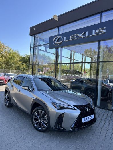 LEXUS UX 300h F Sport Design e-CVT