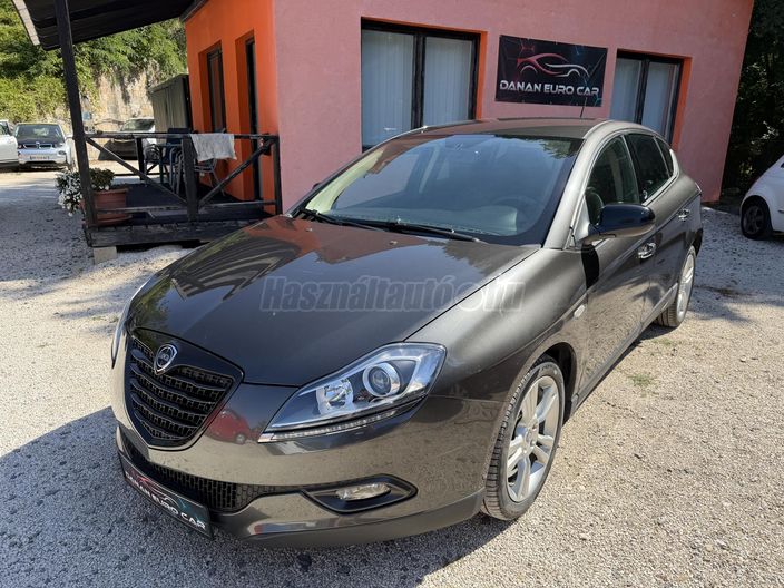 LANCIA DELTA 1.4 T-Jet Argento (EU5)