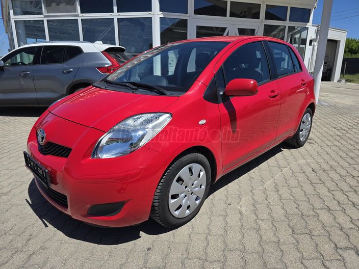TOYOTA YARIS 1.33 Sol