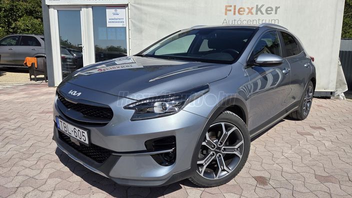 KIA XCEED 1.5 T-GDI X-Gold