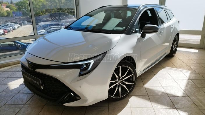 TOYOTA COROLLA Touring Sports 1.8 Hybrid GR Sport e-CVT