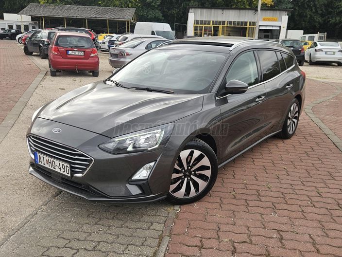 FORD FOCUS 1.5 EcoBlue Titanium