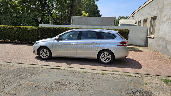 PEUGEOT 308 1.6 BlueHDi Allure