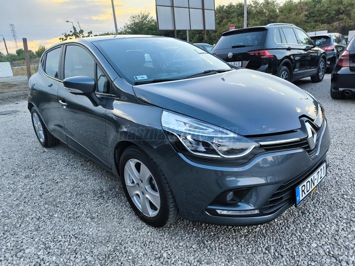 RENAULT CLIO 1.2 16V Life