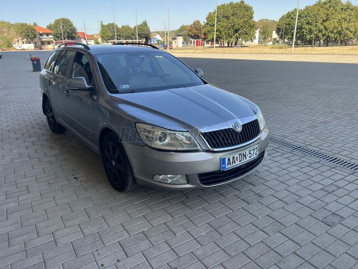 SKODA OCTAVIA Combi 1.6 CR TDI Elegance