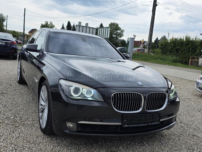 BMW 750 750Li xDrive (Automata)