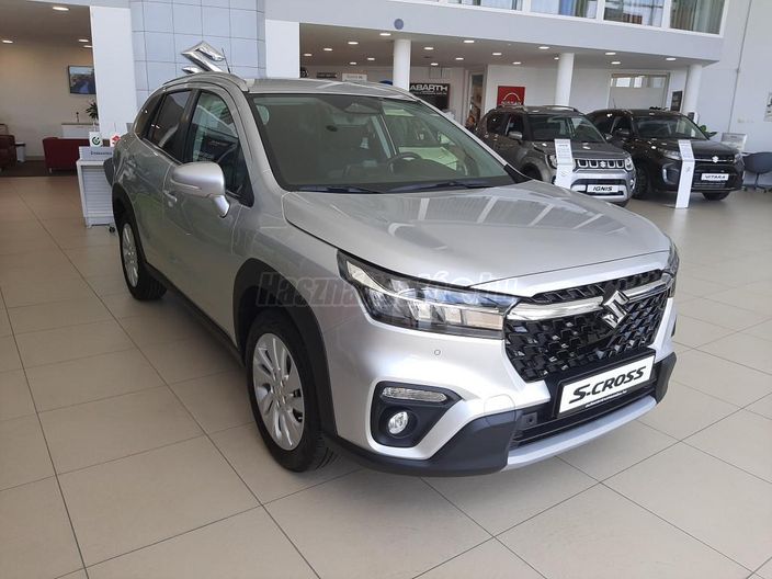SUZUKI S-CROSS
