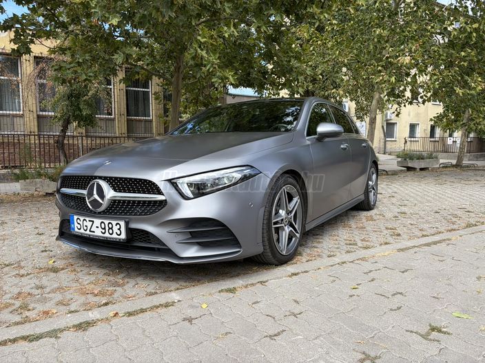 MERCEDES-BENZ A 220 4Matic AMG Line 7G-DCT