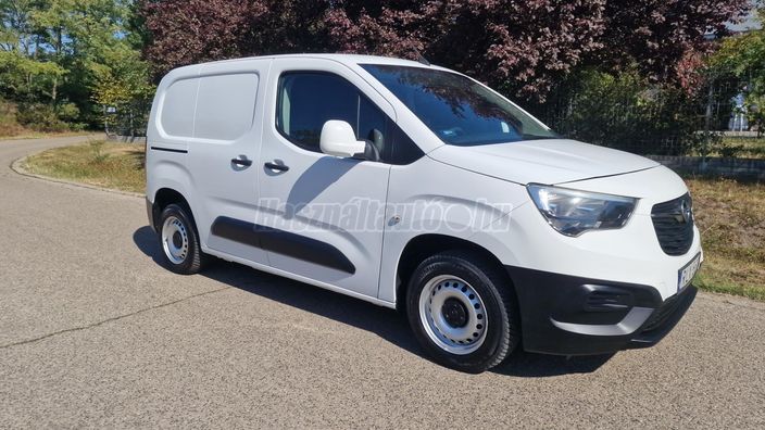 OPEL COMBO Cargo 1.5 DT L1H1 2.0t Dynamic Start&Stop (3 személyes )
