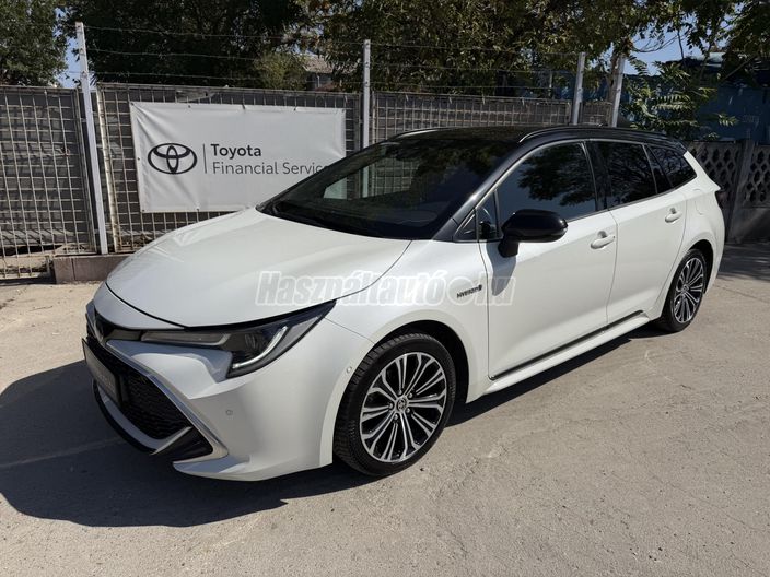TOYOTA COROLLA Touring Sports 1.8 Hybrid Executive e-CVT